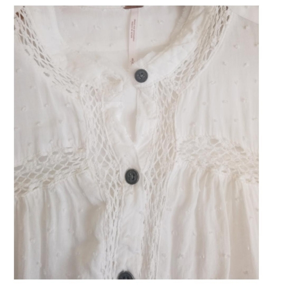 Free People Peasant Button Down Long Sleeves(61) - Picture 4 of 4